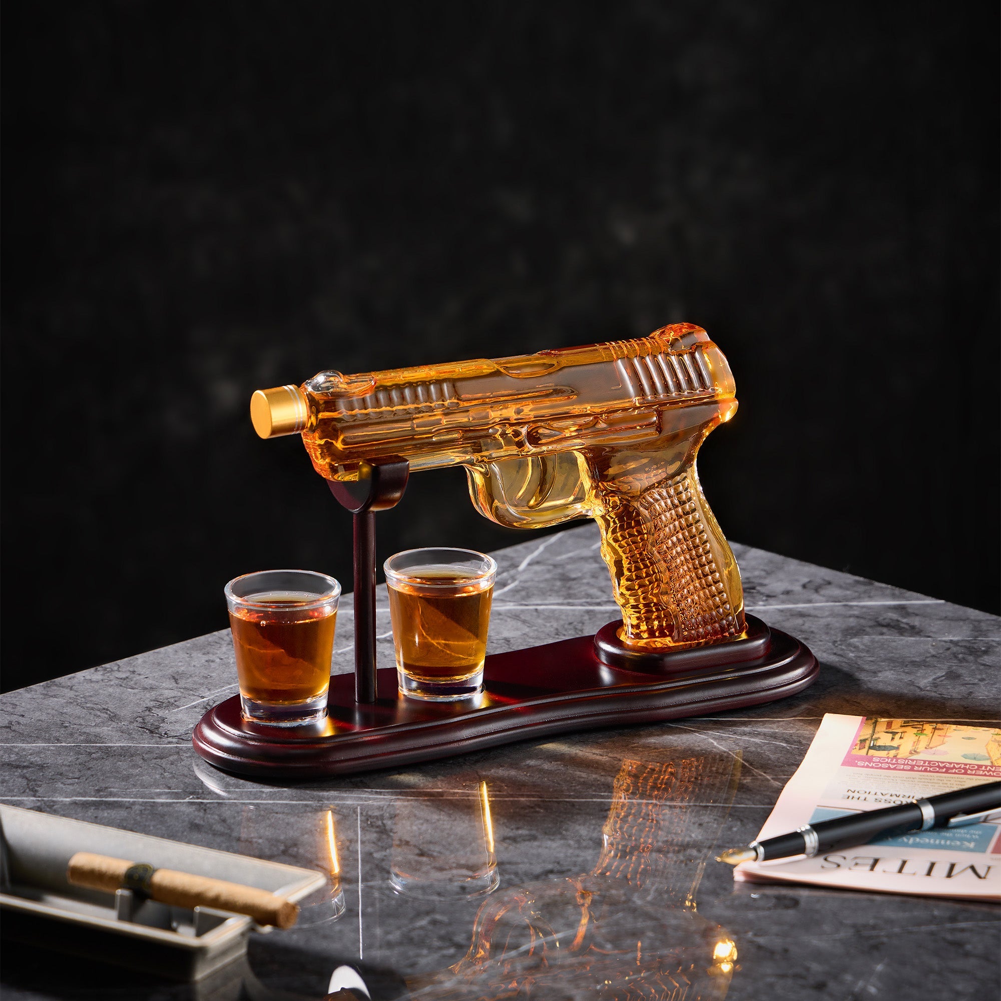 Gun Whiskey Decanter & Shot Glass Set - Lead-Free Borosilicate Glass | Gift Boxed