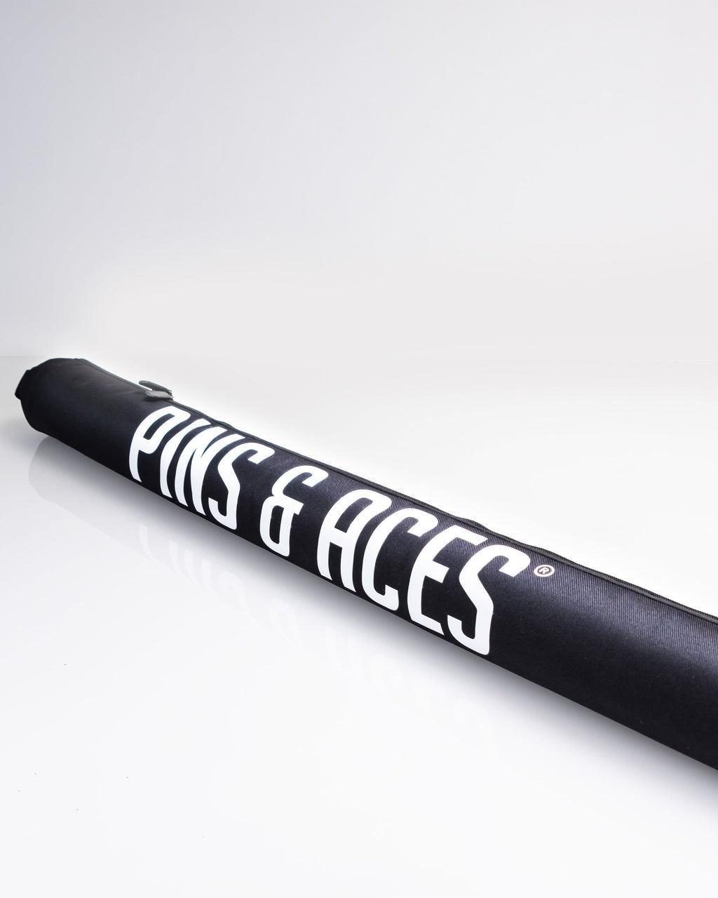 Golf Bag Beer Sleeve – Insulated 7-Can Cooler in Black