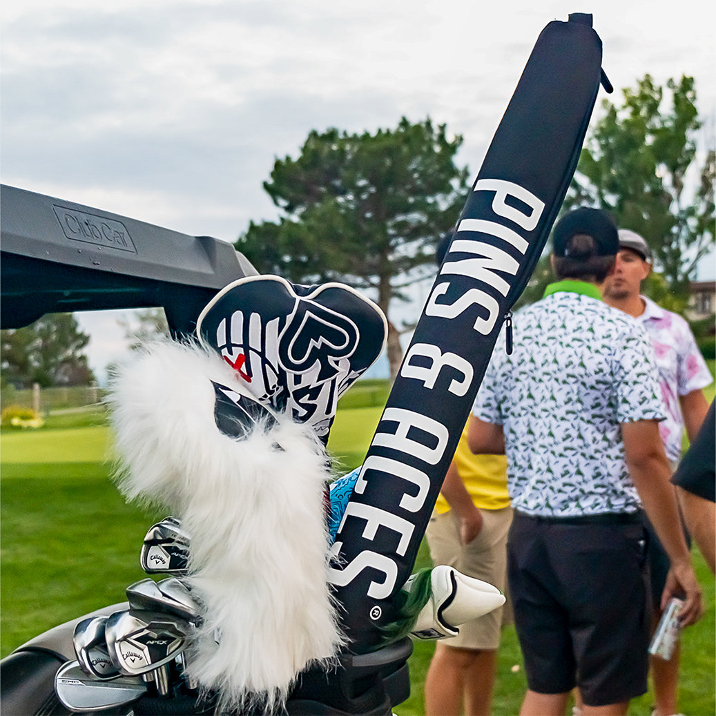 Golf Bag Beer Sleeve – Insulated 7-Can Cooler in Black
