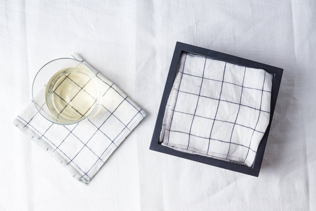 Concrete Cocktail Napkin Holder – Handcrafted Charcoal Bar Accessory