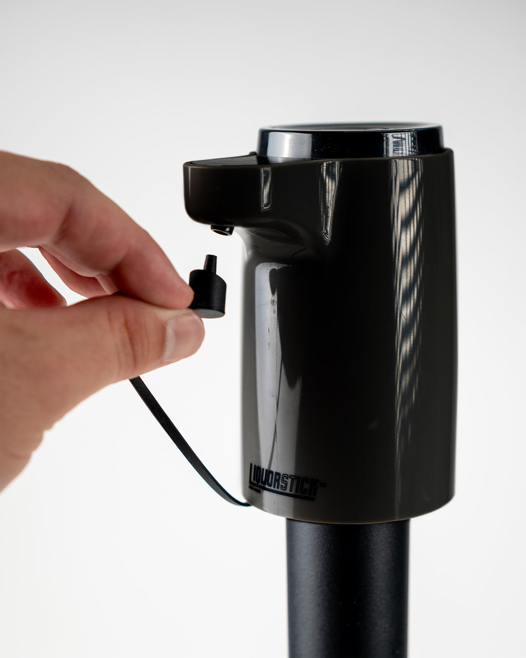 LiquorStick® 3.0 – Portable Drink Dispenser for Golf & Outdoor Events | Black