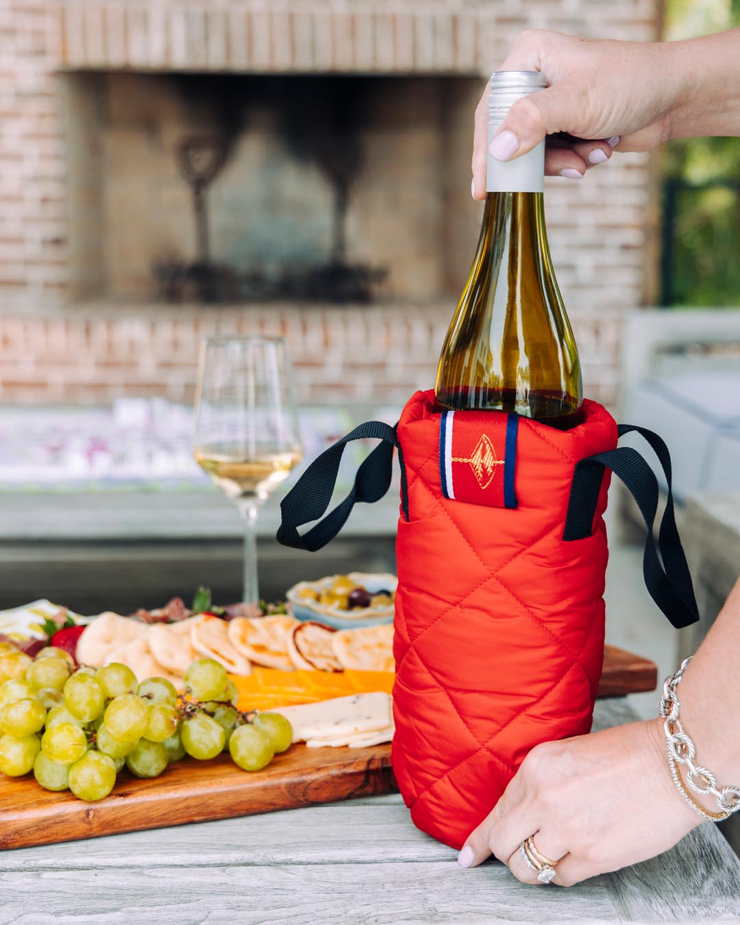 Puffer Wine Tote - Waterproof Wine Bag | 6 Colors